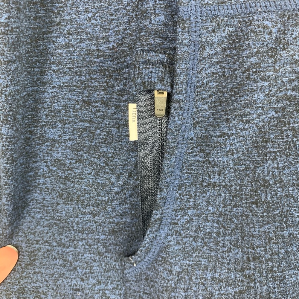 Vuori | Halo Performance Full Zip Hoodie Sweater - Picture 4 of 9